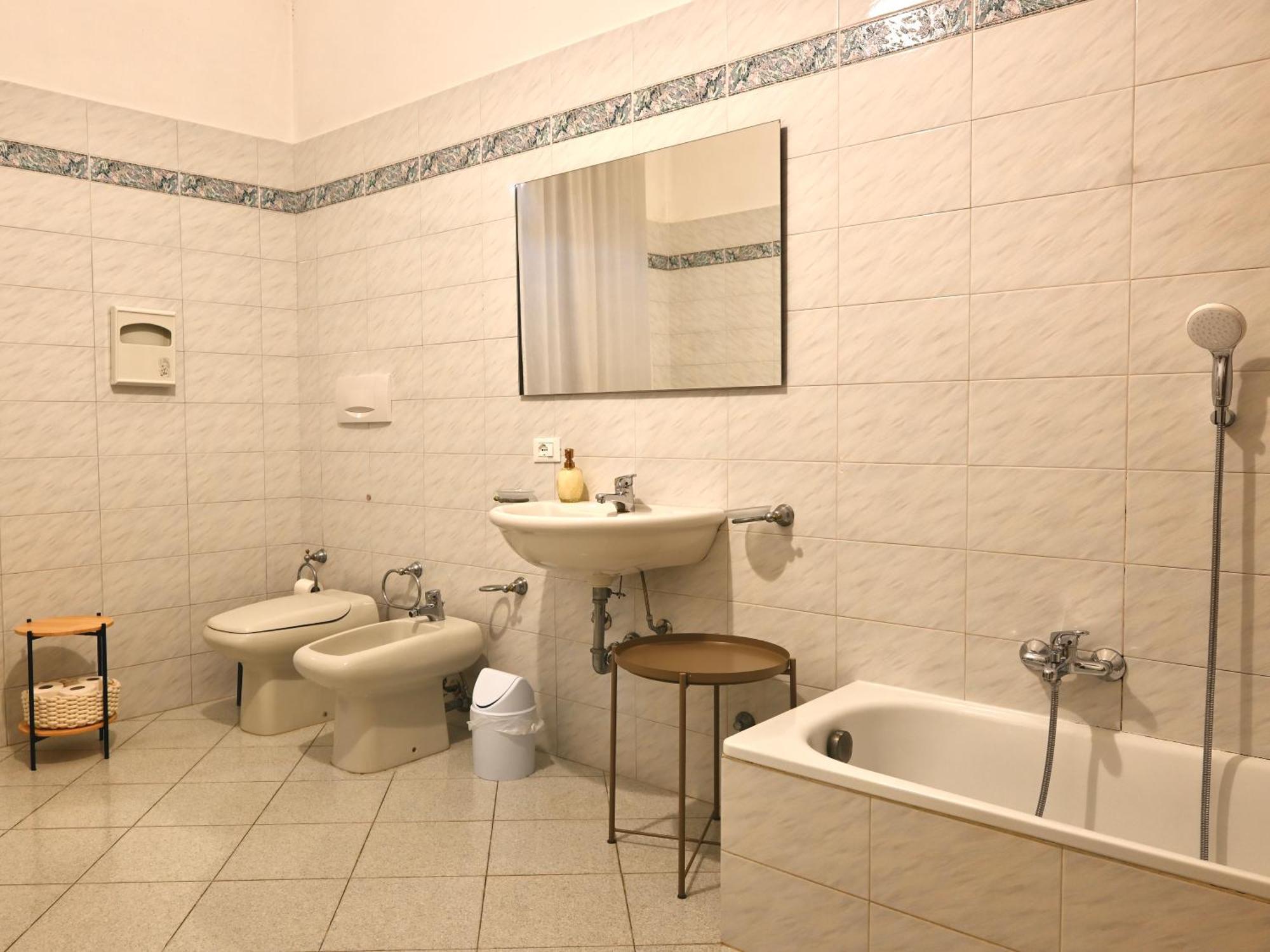 Hotel Dimora Montecchi Verona Exterior foto